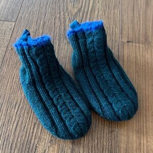 Bombas toddler slippers, size 5-7